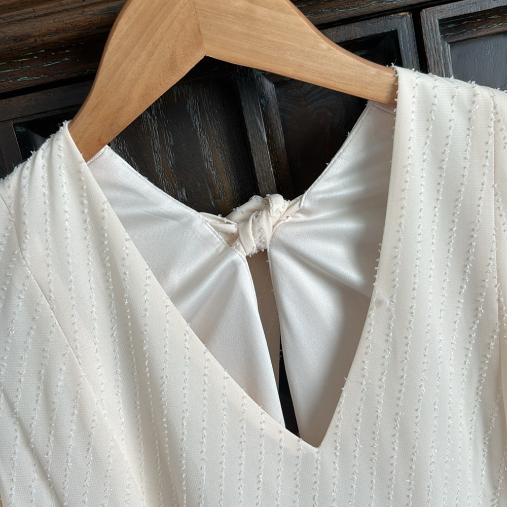 INC crème dress size L NWOT with bow. - Picture 4 of 11